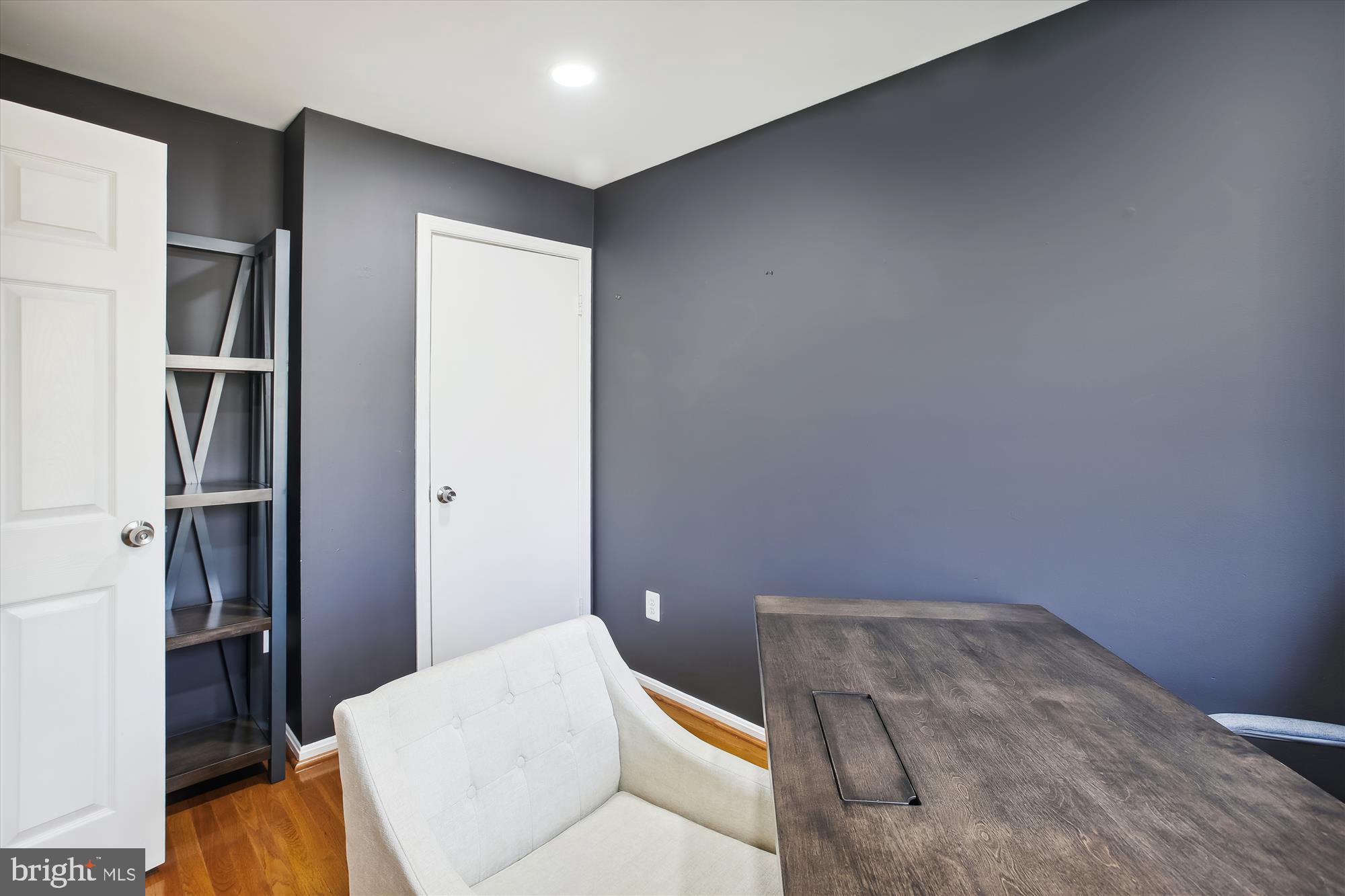 LAKEVIEW - Residential