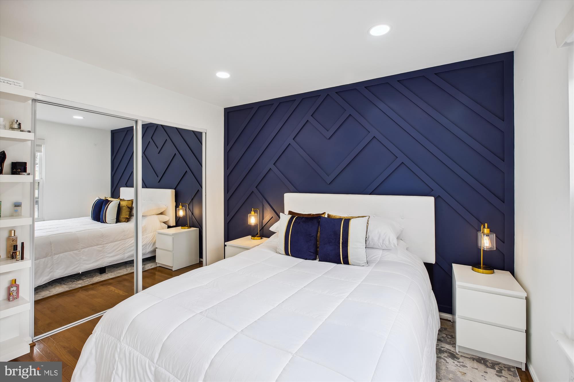 LAKEVIEW - Residential