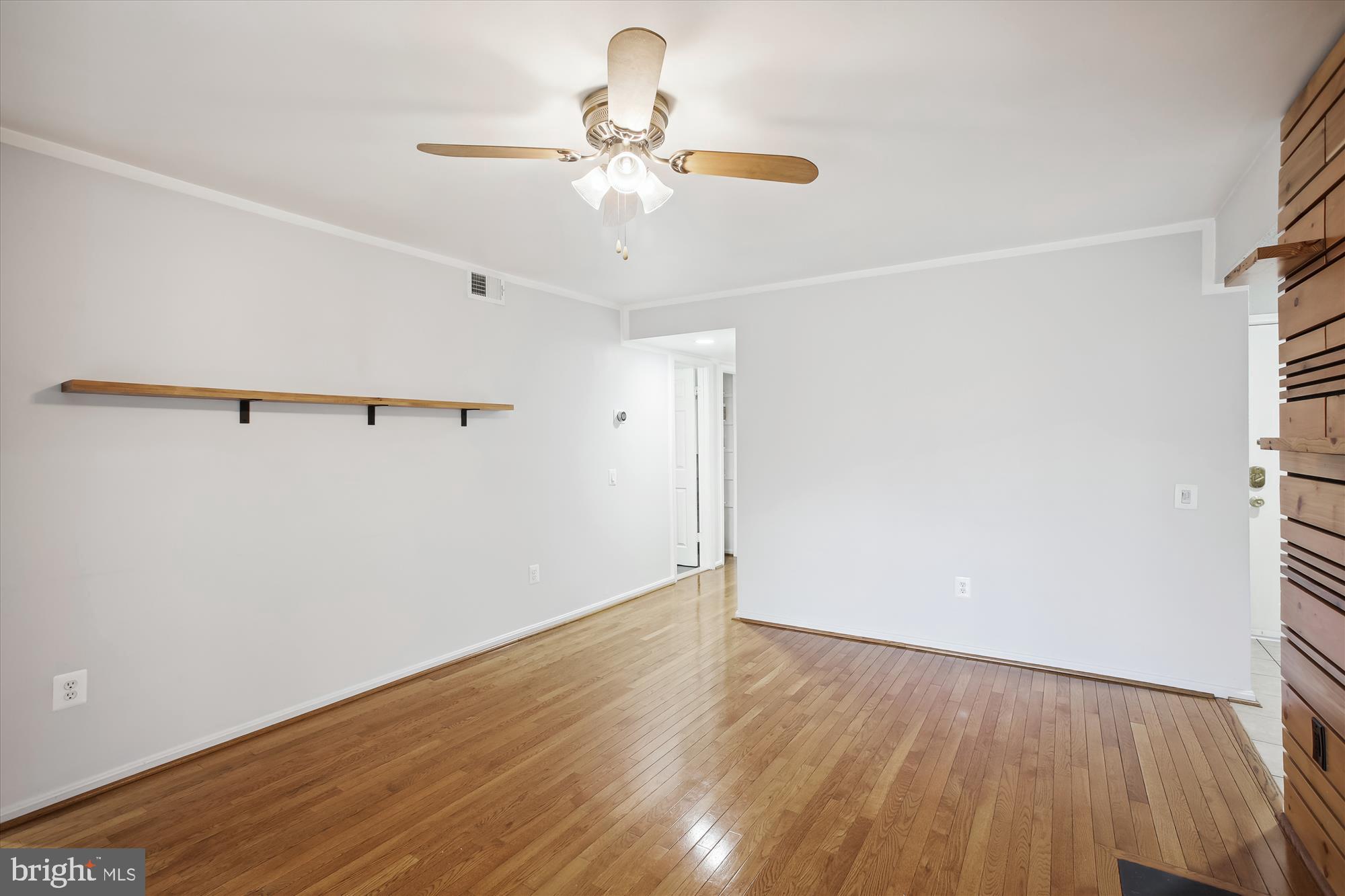 LAKEVIEW - Residential