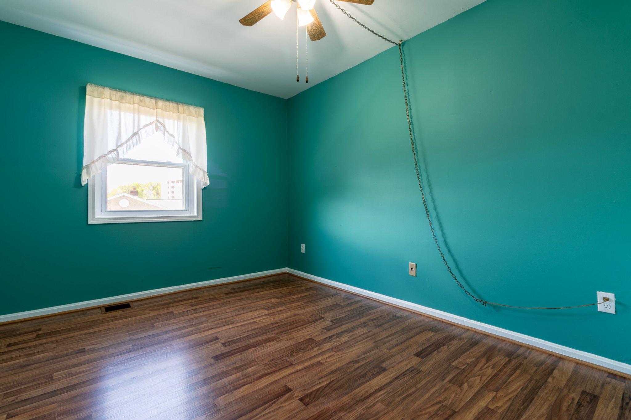 CHARLESTOWNE VILLAGE - Residential