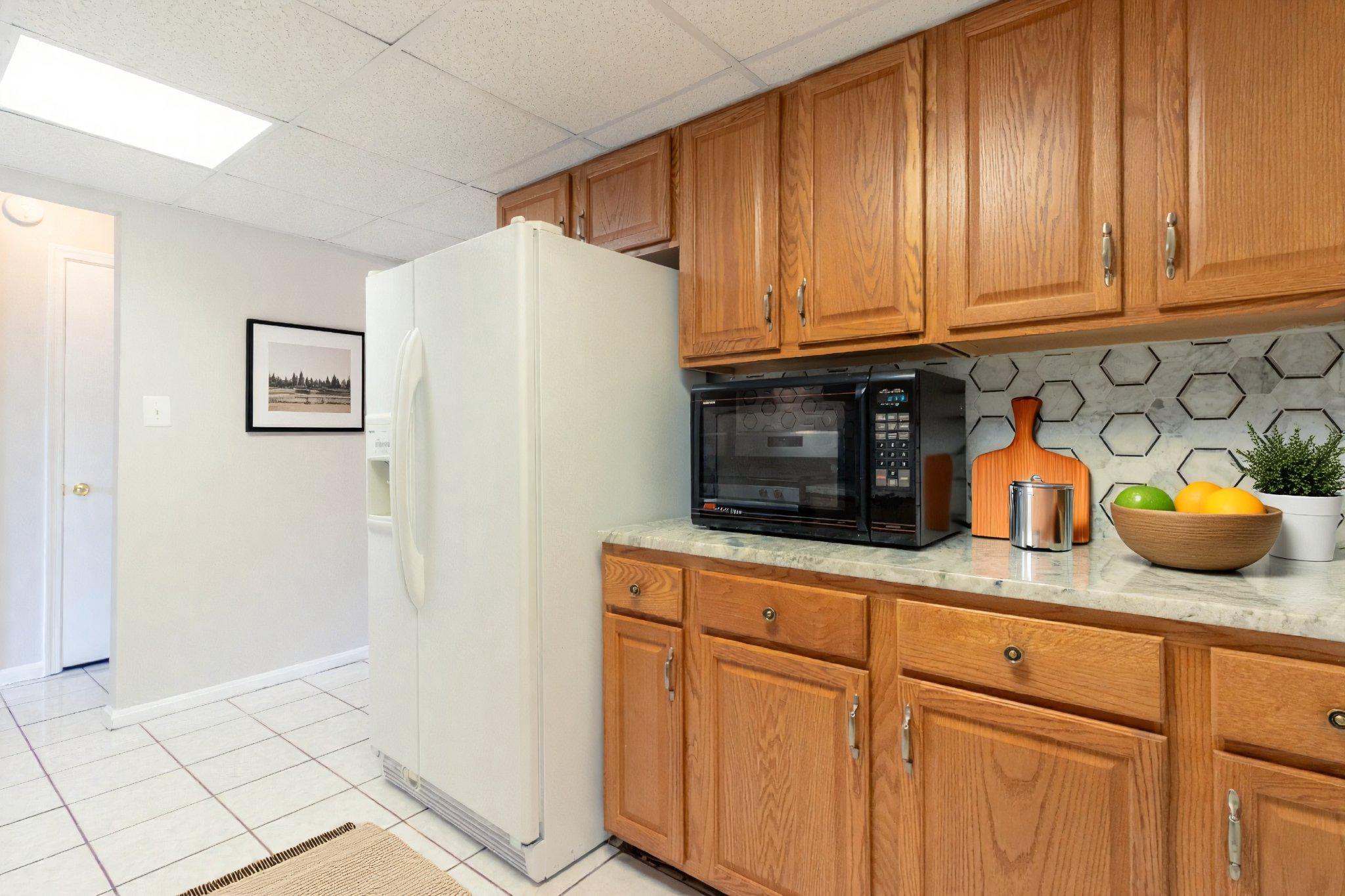 CHARLESTOWNE VILLAGE - Residential