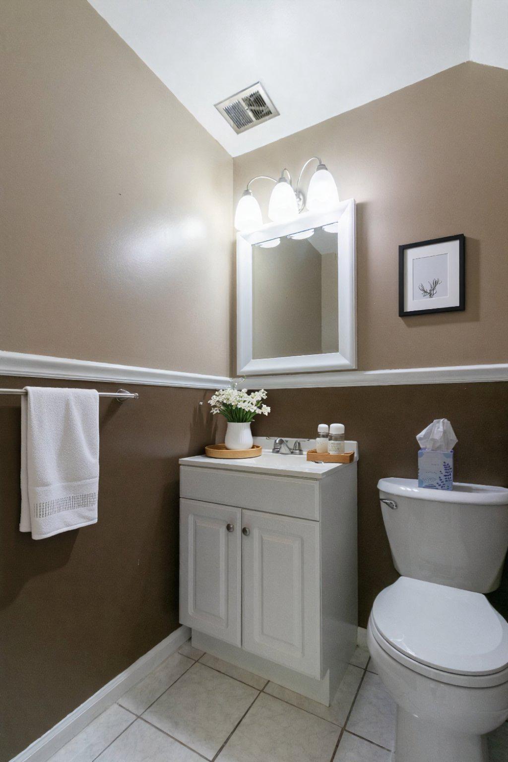 CHARLESTOWNE VILLAGE - Residential