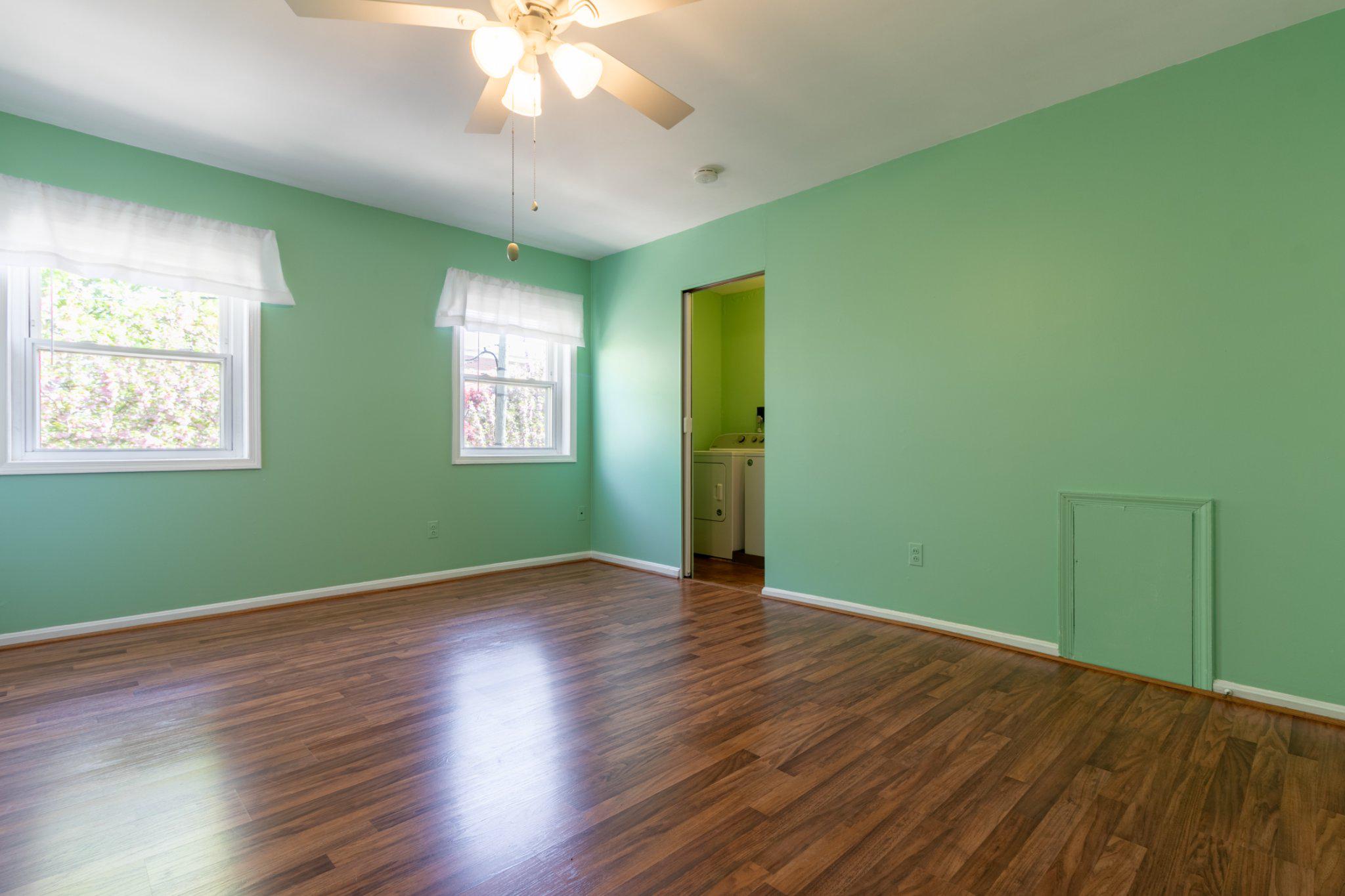 CHARLESTOWNE VILLAGE - Residential