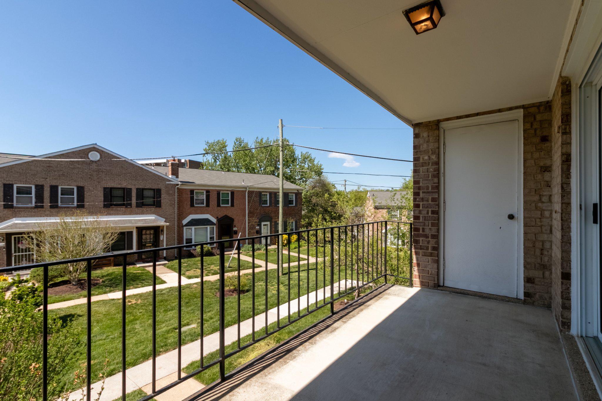 CHARLESTOWNE VILLAGE - Residential