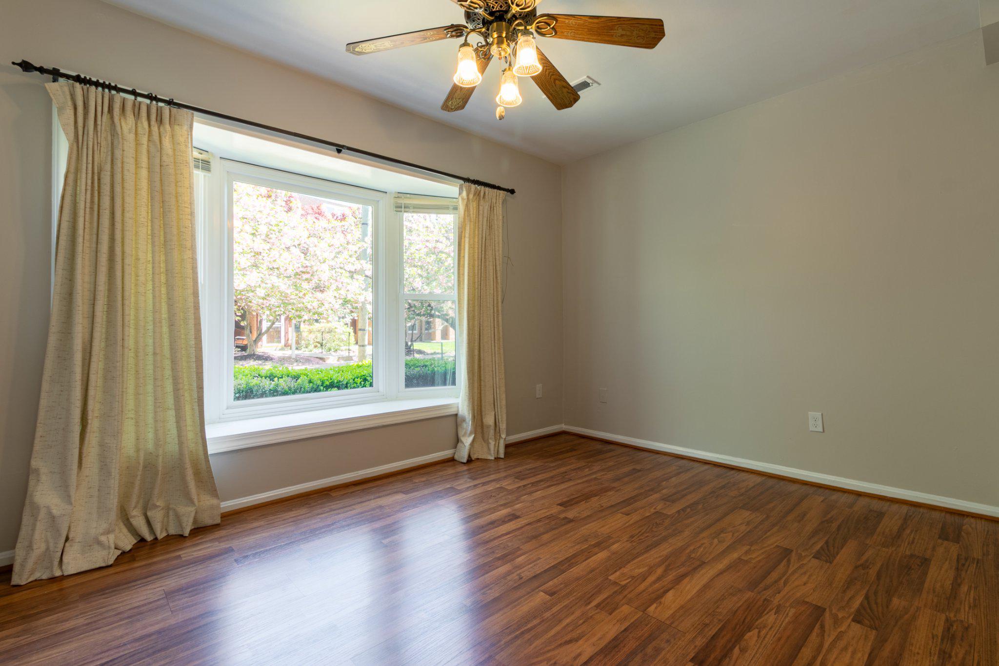 CHARLESTOWNE VILLAGE - Residential