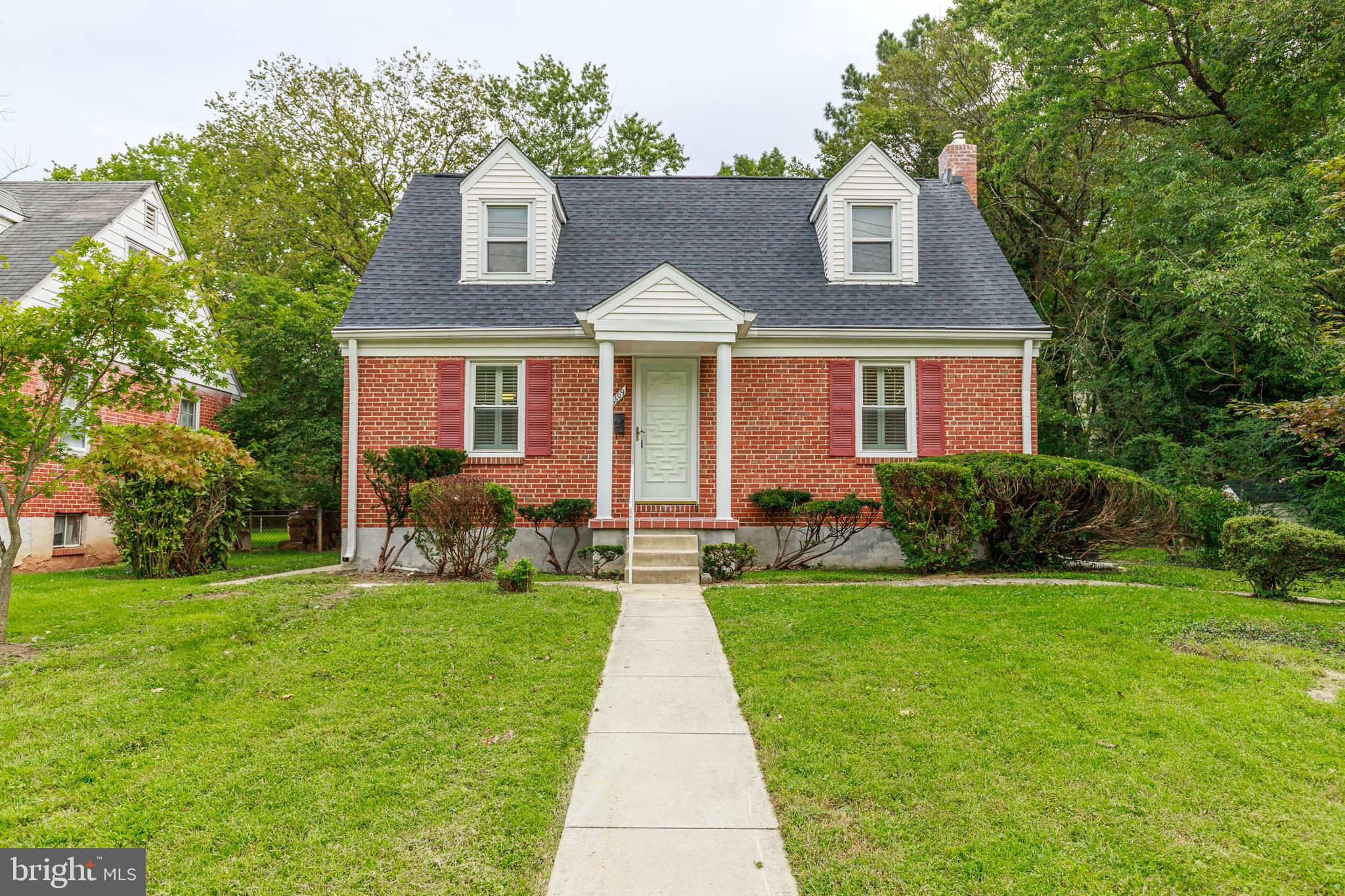 LOCHEARN - Residential