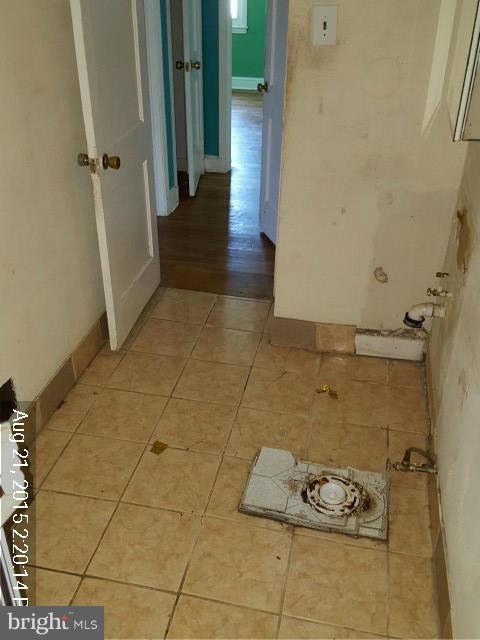 GWYNN OAK SUMMIT - Residential