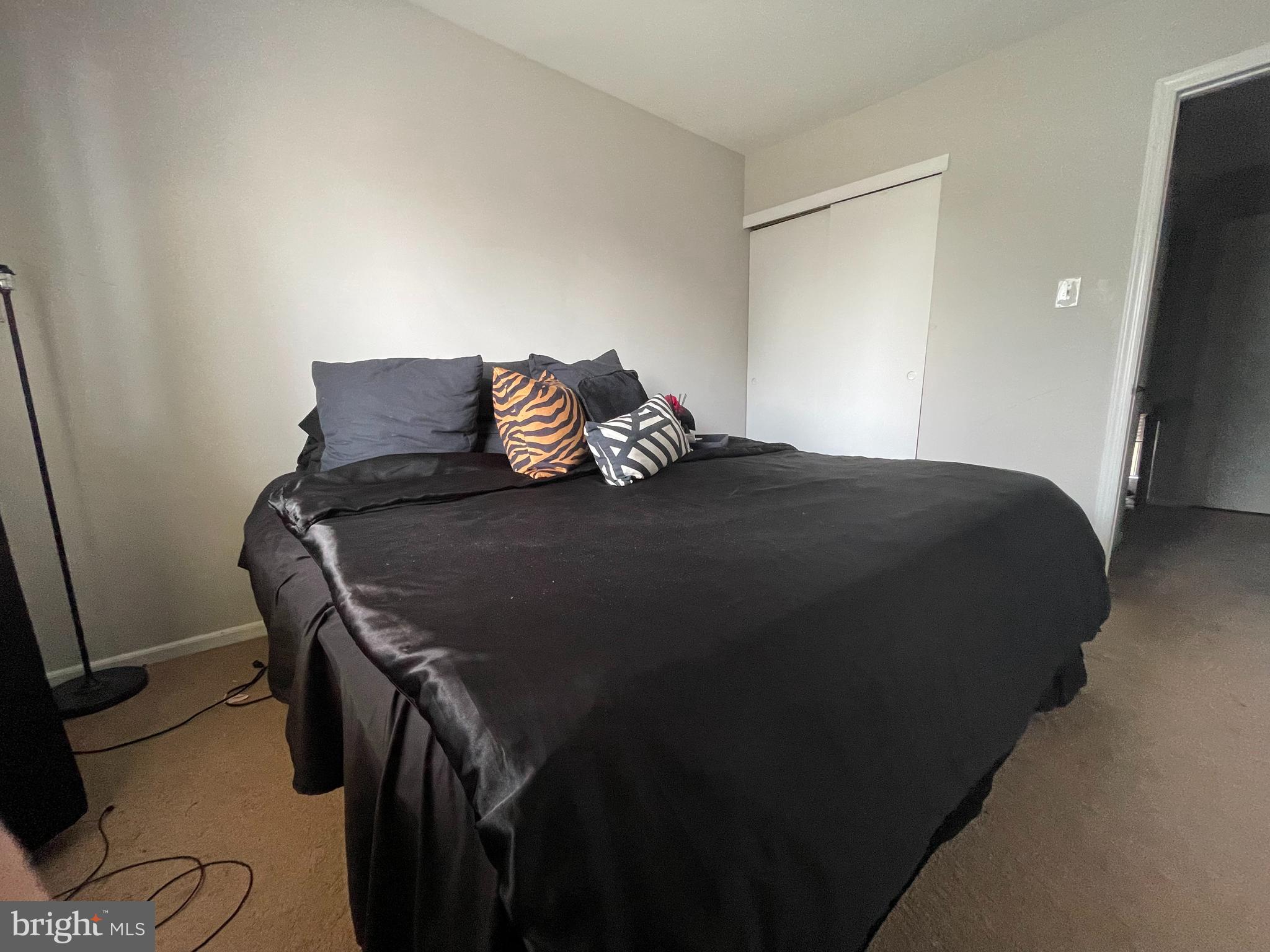 KING OF PRUSSIA - Residential Lease