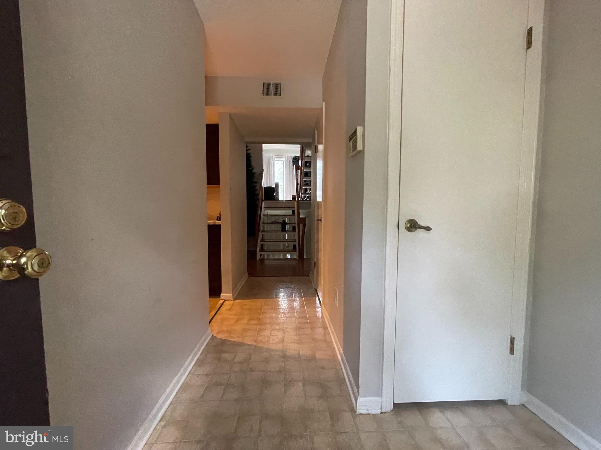 KING OF PRUSSIA - Residential Lease