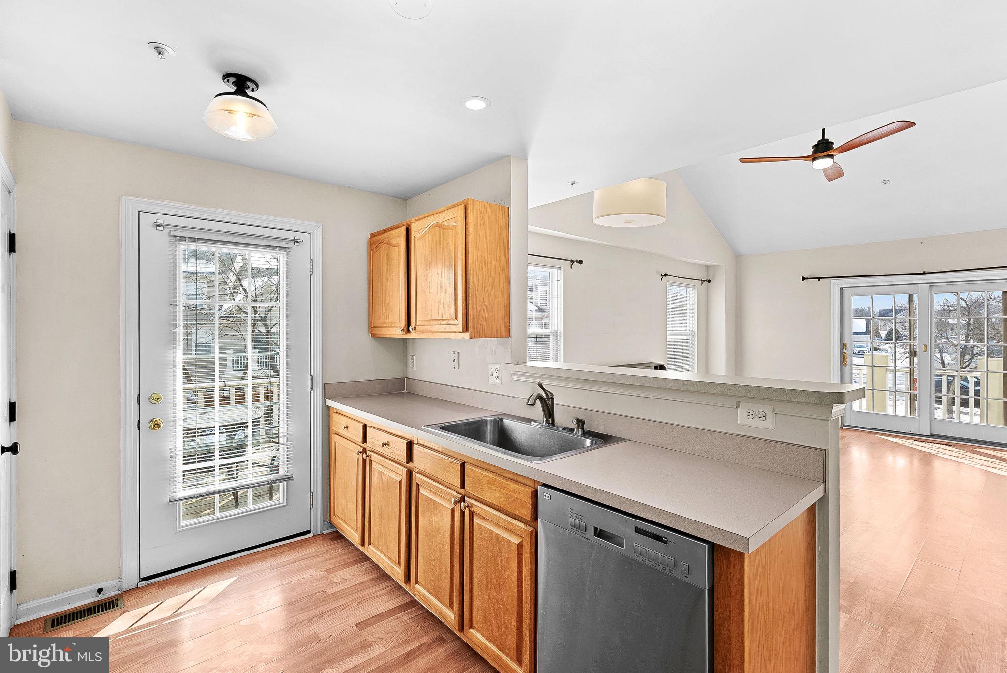 SANDERS MILL - Residential