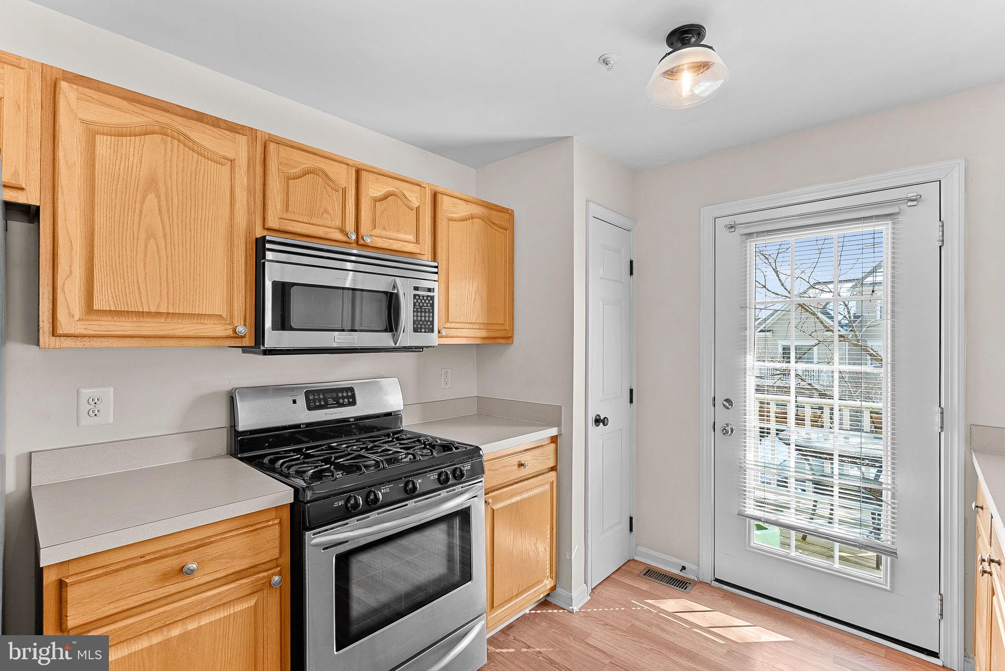 SANDERS MILL - Residential