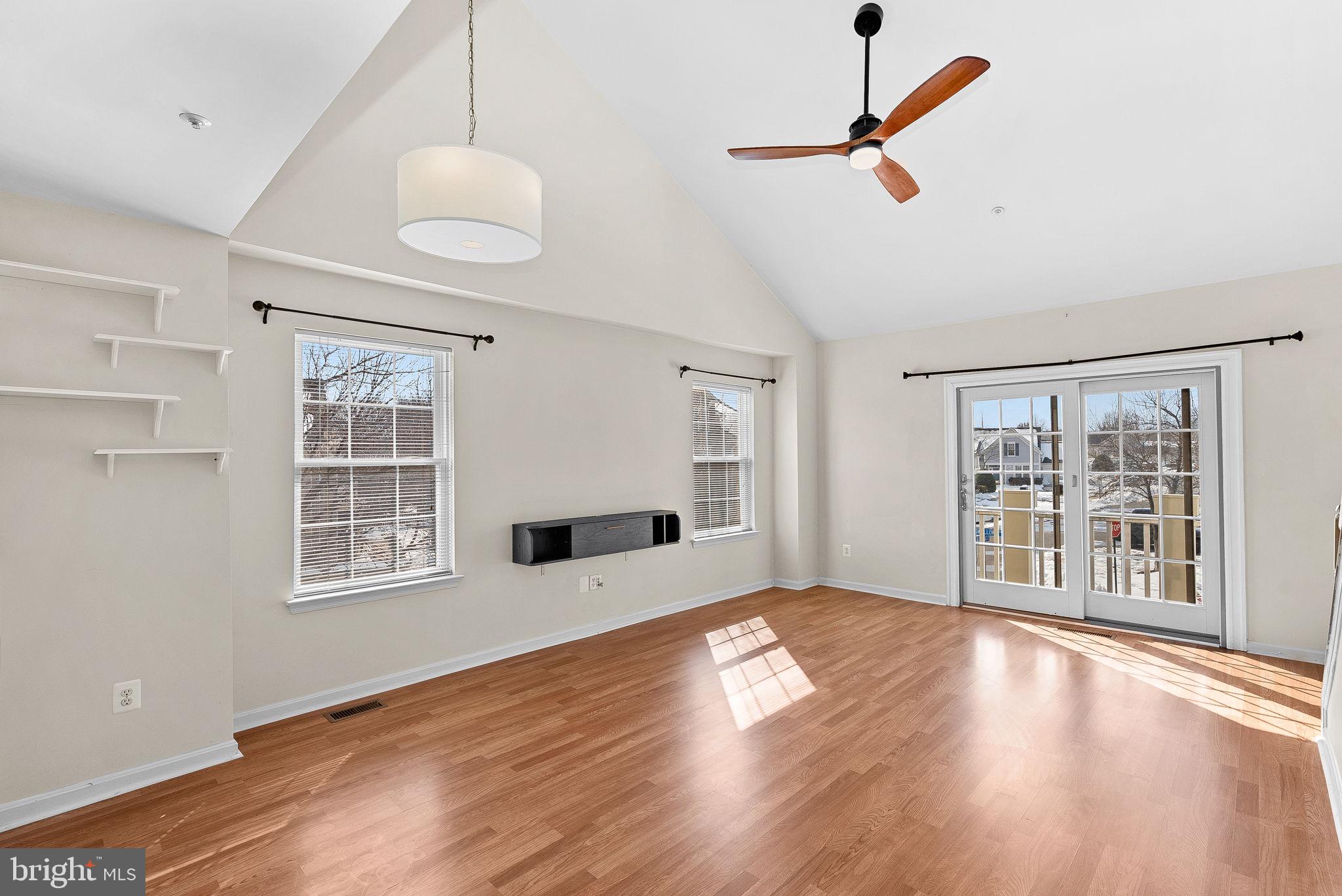 SANDERS MILL - Residential