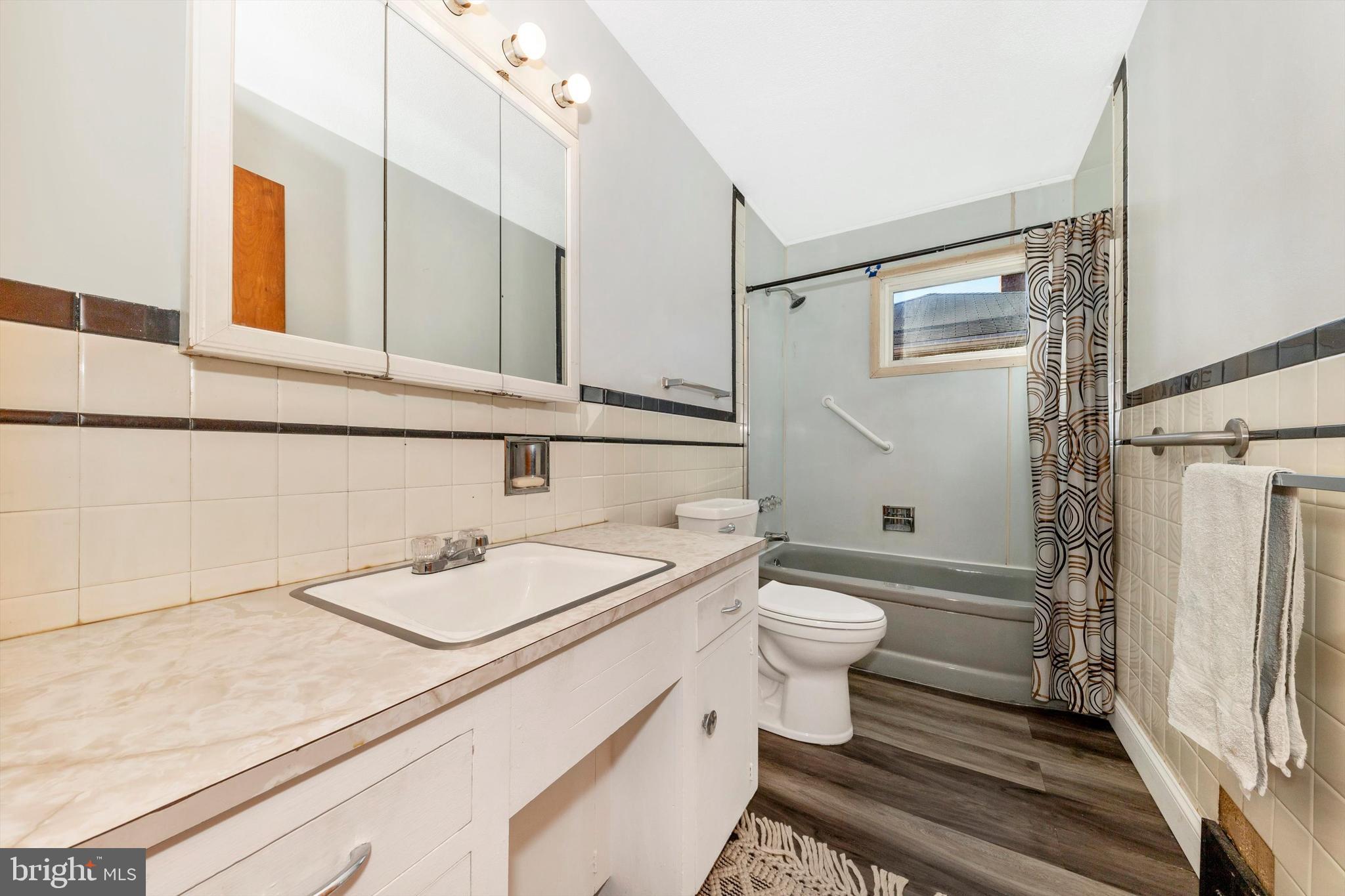 KENWOOD - Residential