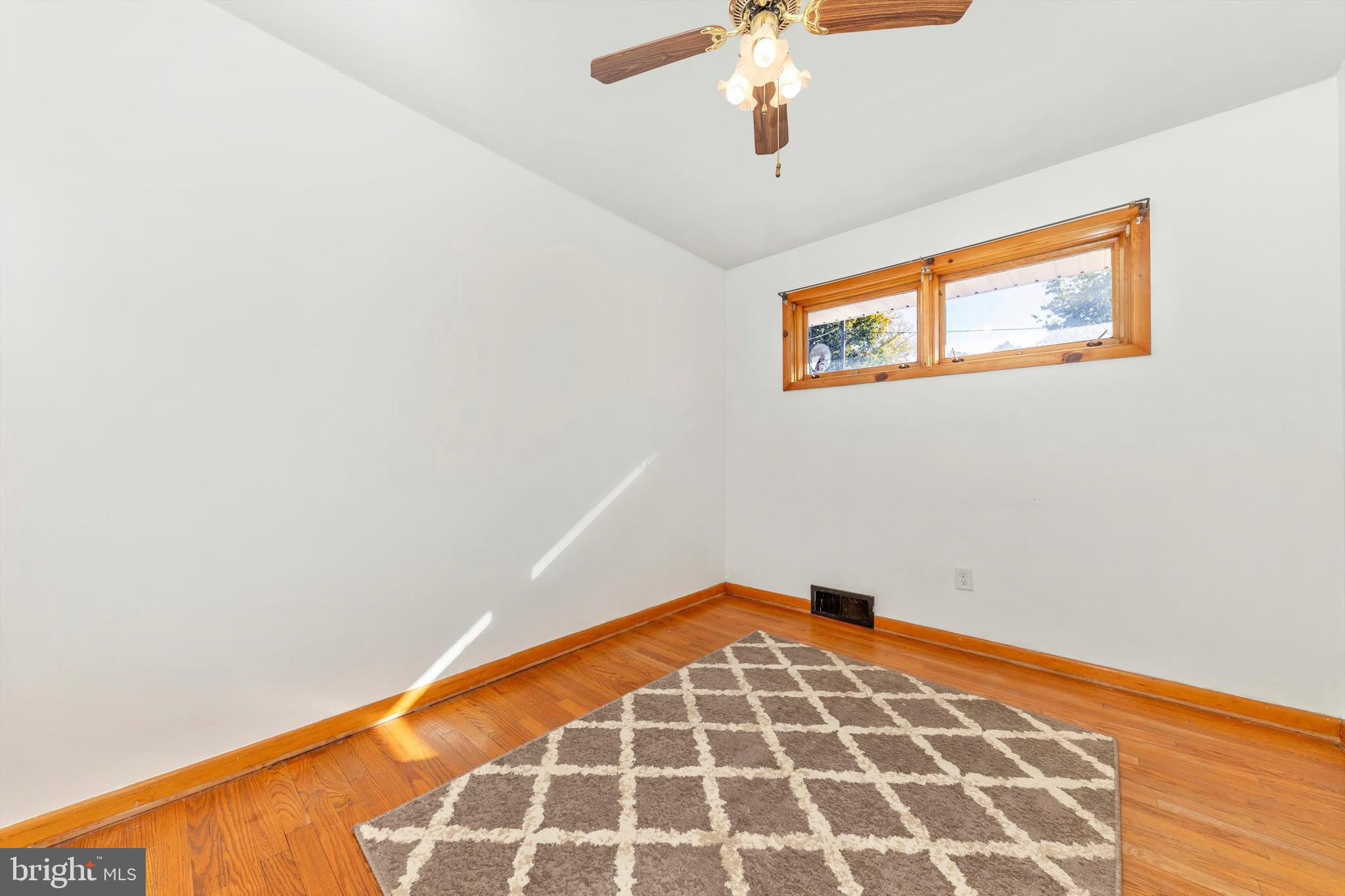 KENWOOD - Residential