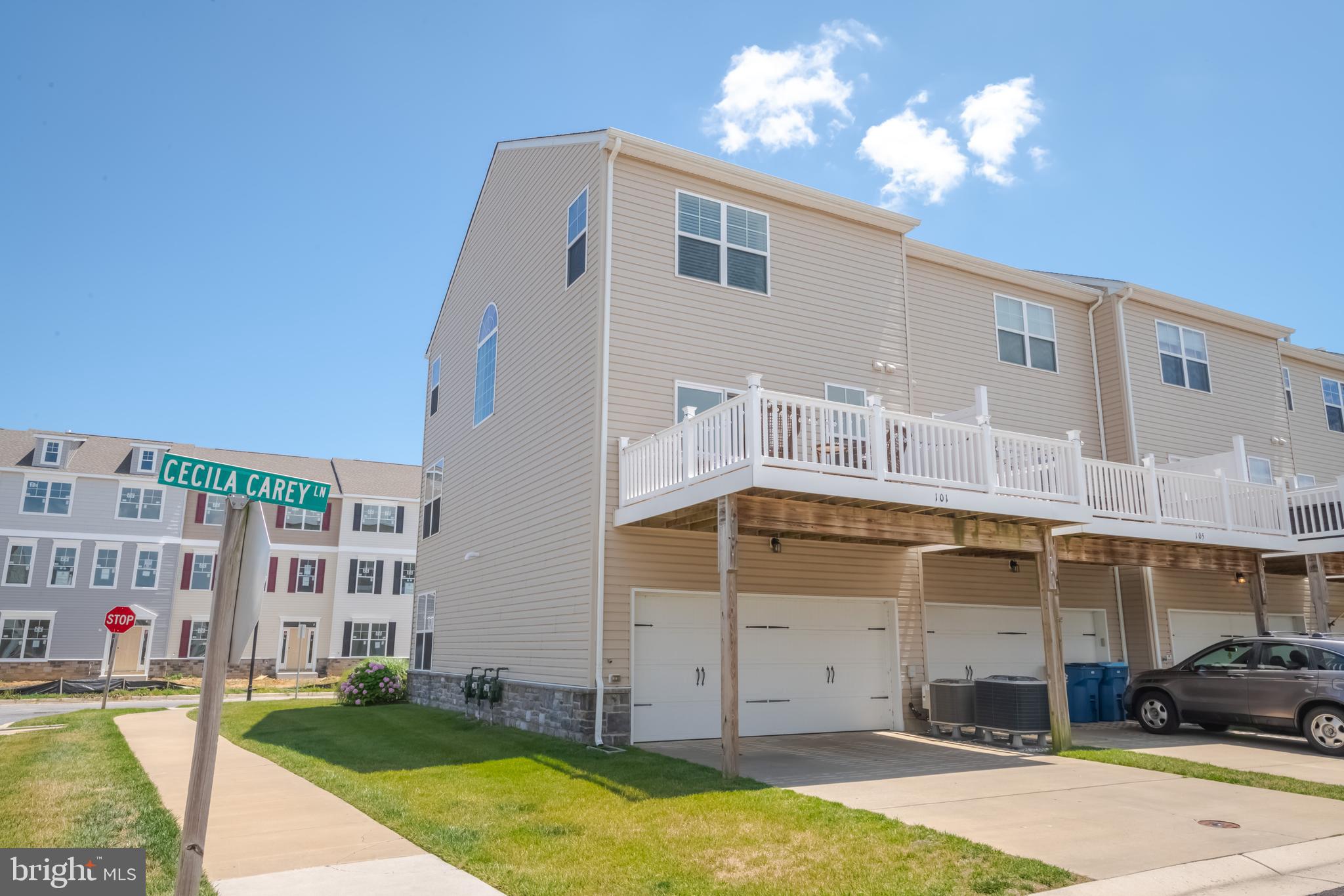 ELLENDALE - Residential