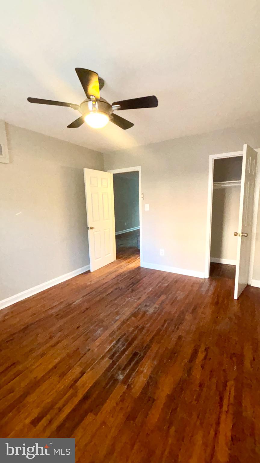 400 CHAPLIN STREET SE