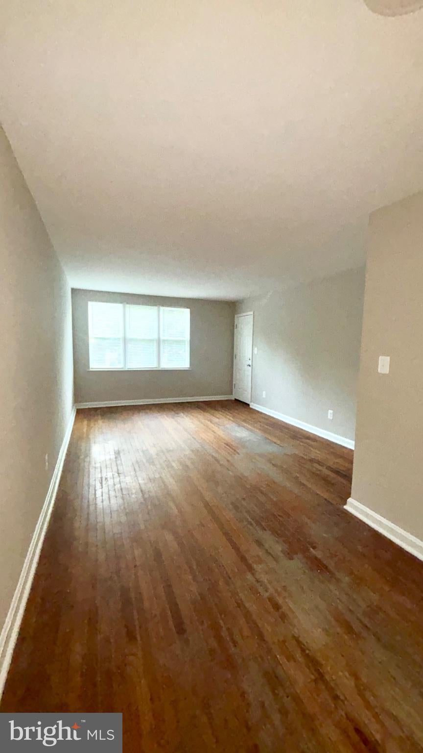 400 CHAPLIN STREET SE