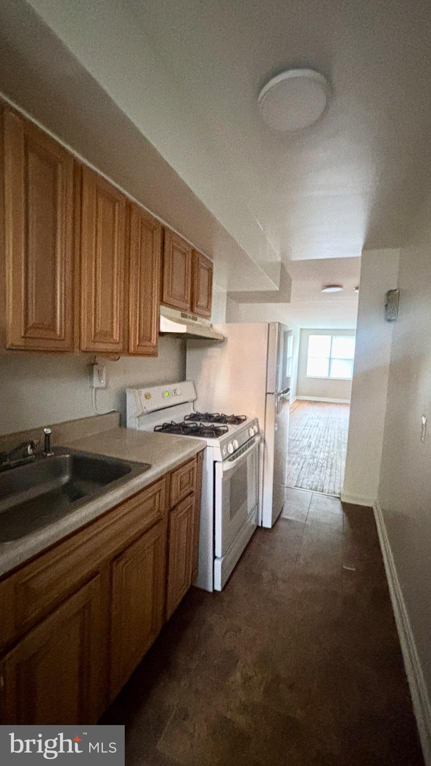 400 CHAPLIN STREET SE