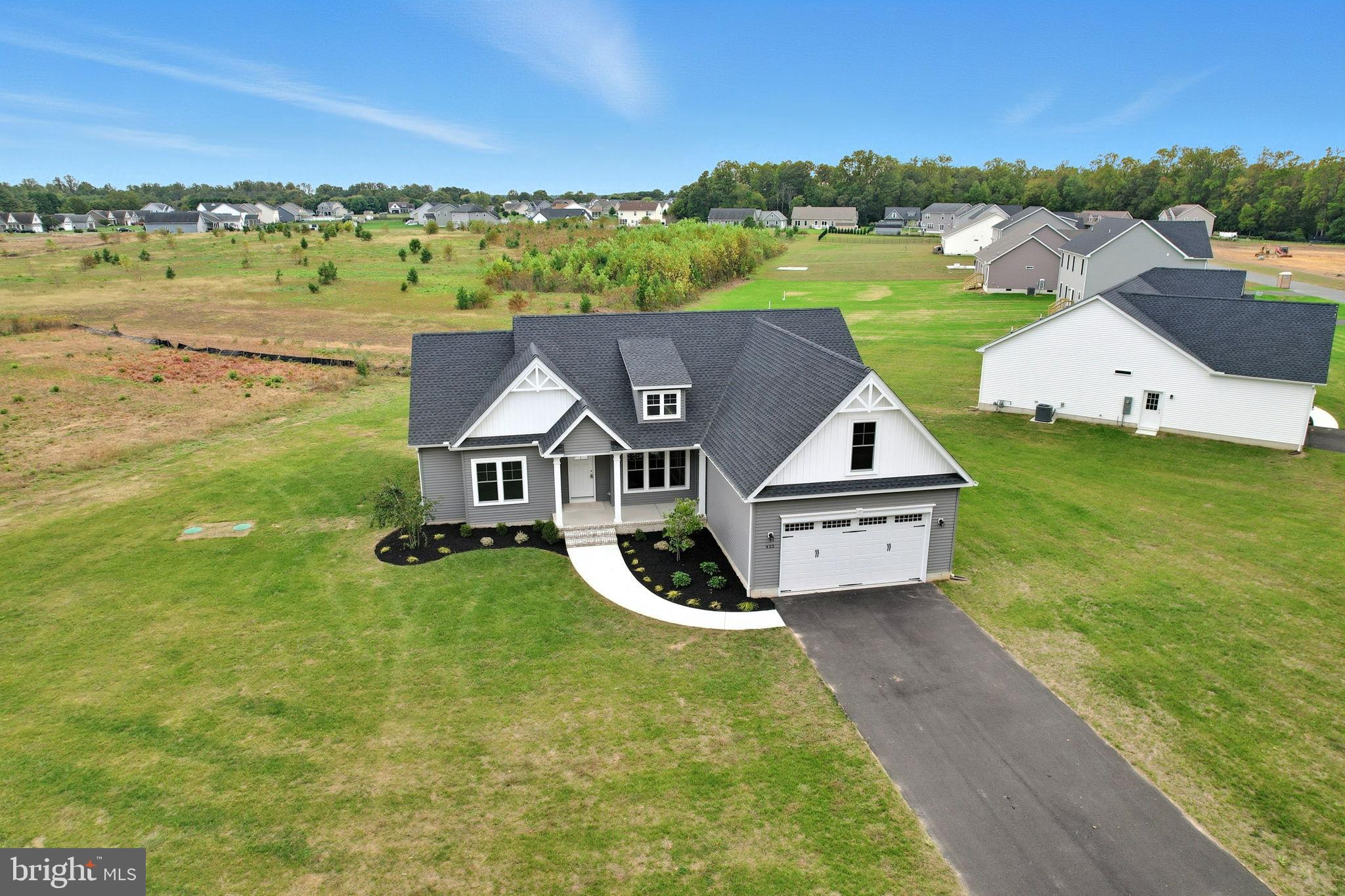 425 GREENBROOK DR