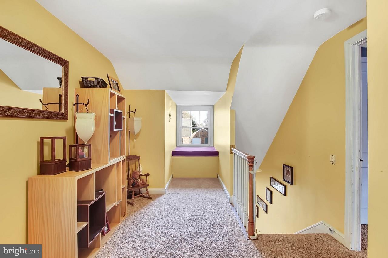 OLD EAST YORK - Residential