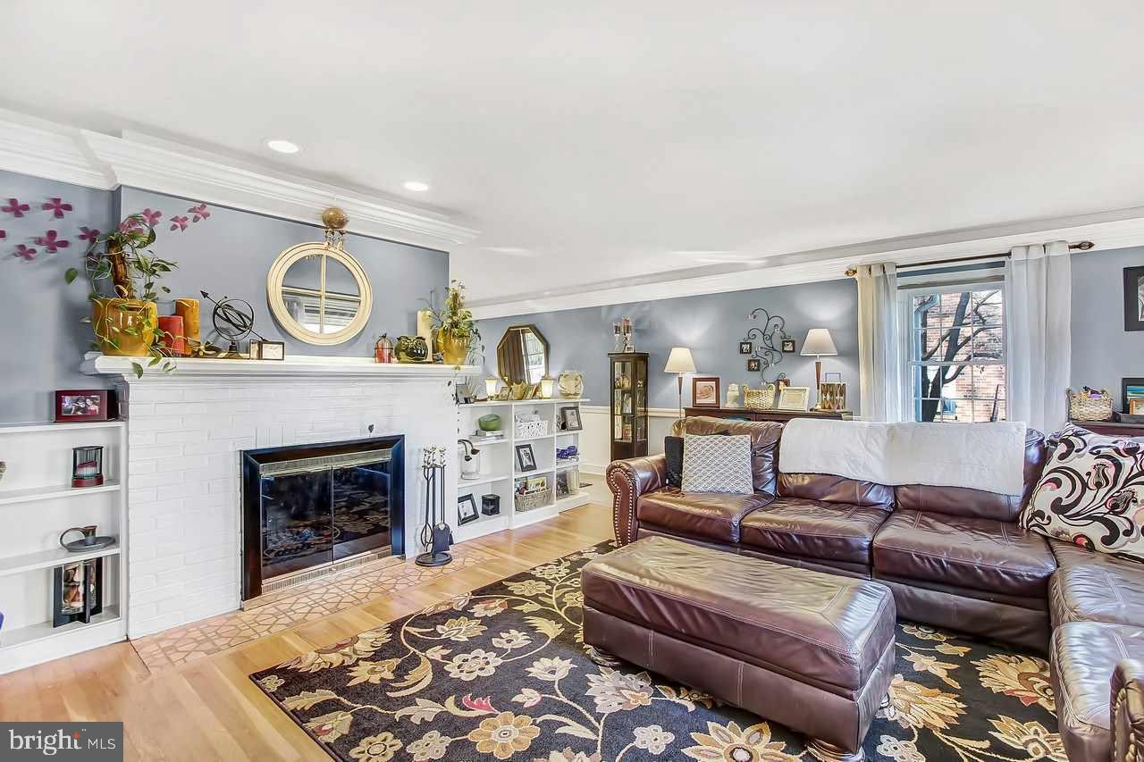 OLD EAST YORK - Residential