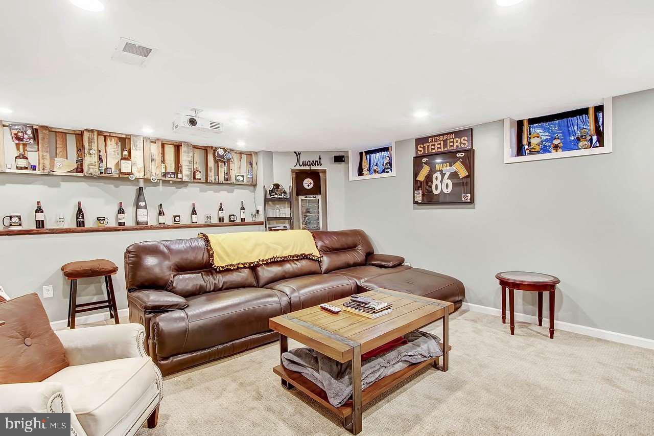 OLD EAST YORK - Residential