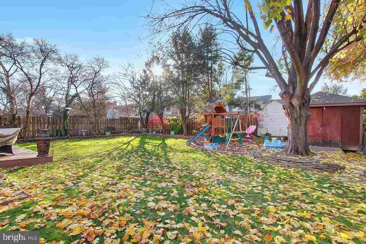 OLD EAST YORK - Residential