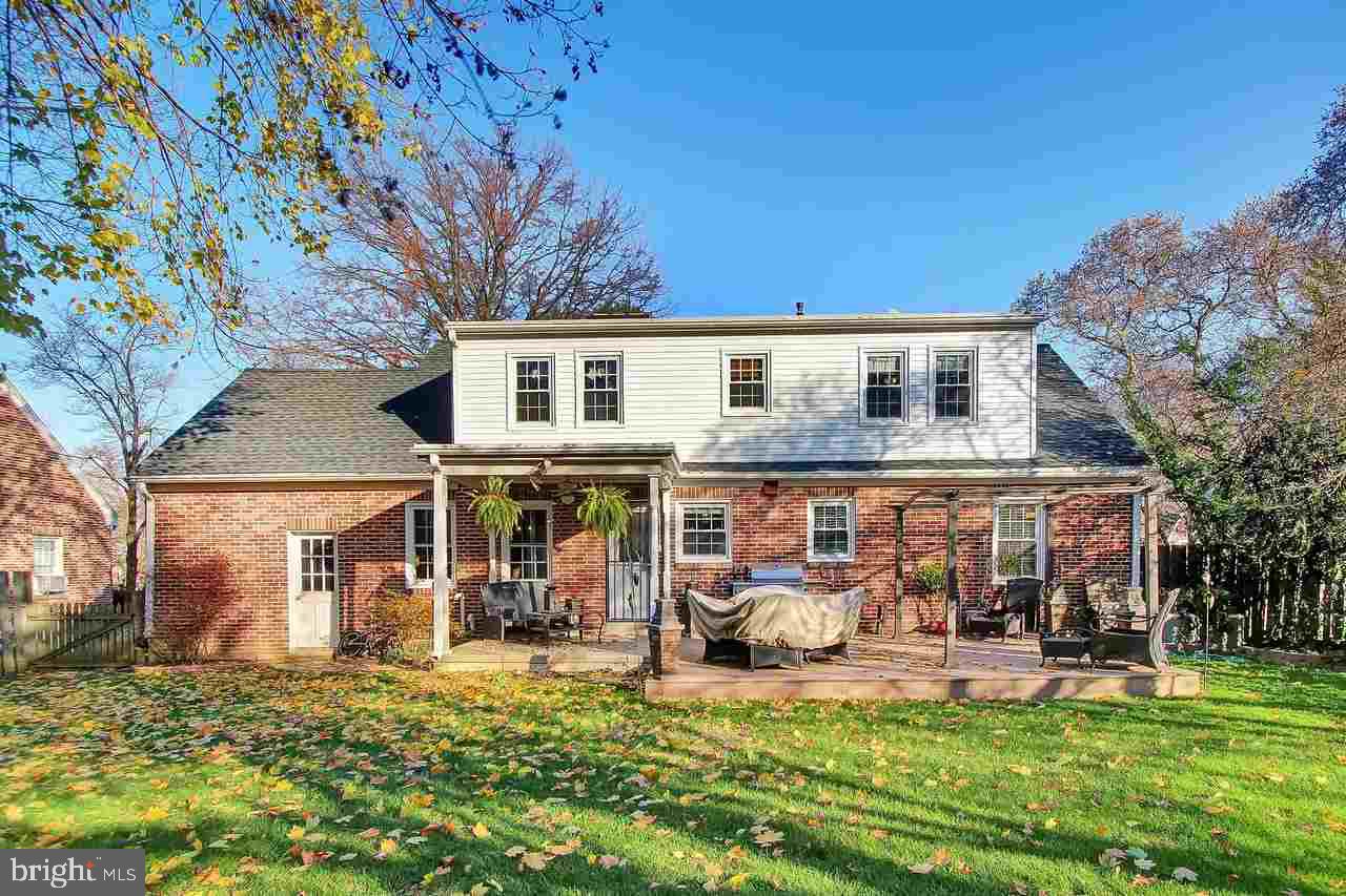 OLD EAST YORK - Residential