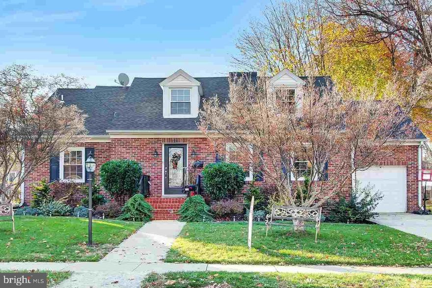 Remarkable Cape Cod in Old East York! Featuring: Fenced Yard, Composite Deck, Pond, Covered Patio, LR w/ Brick Fireplace & Built-in's, DR, Eat-in-Kit w/Breakfast Bar, Granite Counters, SS GE Appliances, 1st Flr Mstr Bed Rm. Mstr Bath w/Jacuzzi tub, Ceramic Tile shower, W/I Closet. 1st Flr Lndry/Half Bath. Rec Rm in Bsmt, Wood flrs. Updated: Furnace, Windows, Roof, Doors, Siding, Paint, Landscaping, Granite, Appliances, Kit & Baths.  Must See!!!