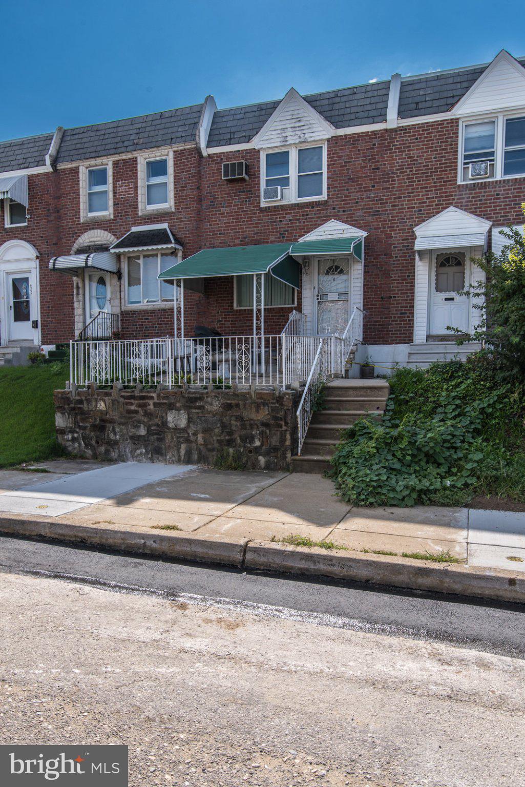 6353 GILLESPIE STREET