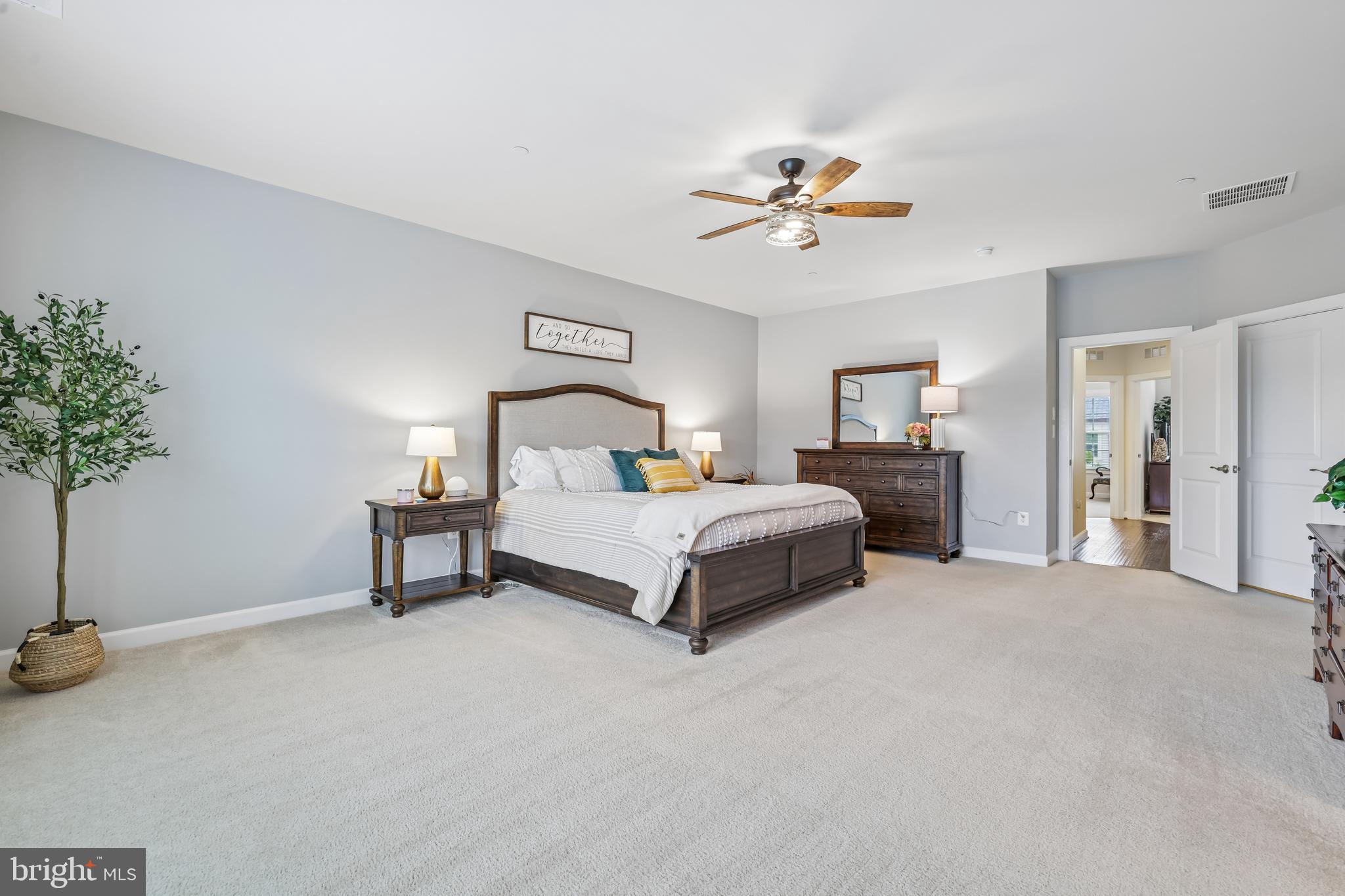 PARKSIDE - Residential