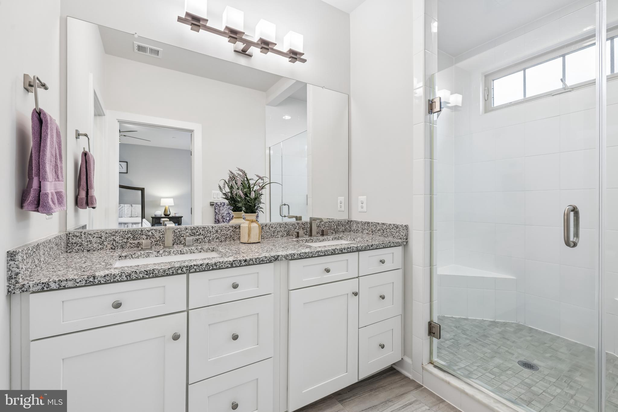 PARKSIDE - Residential