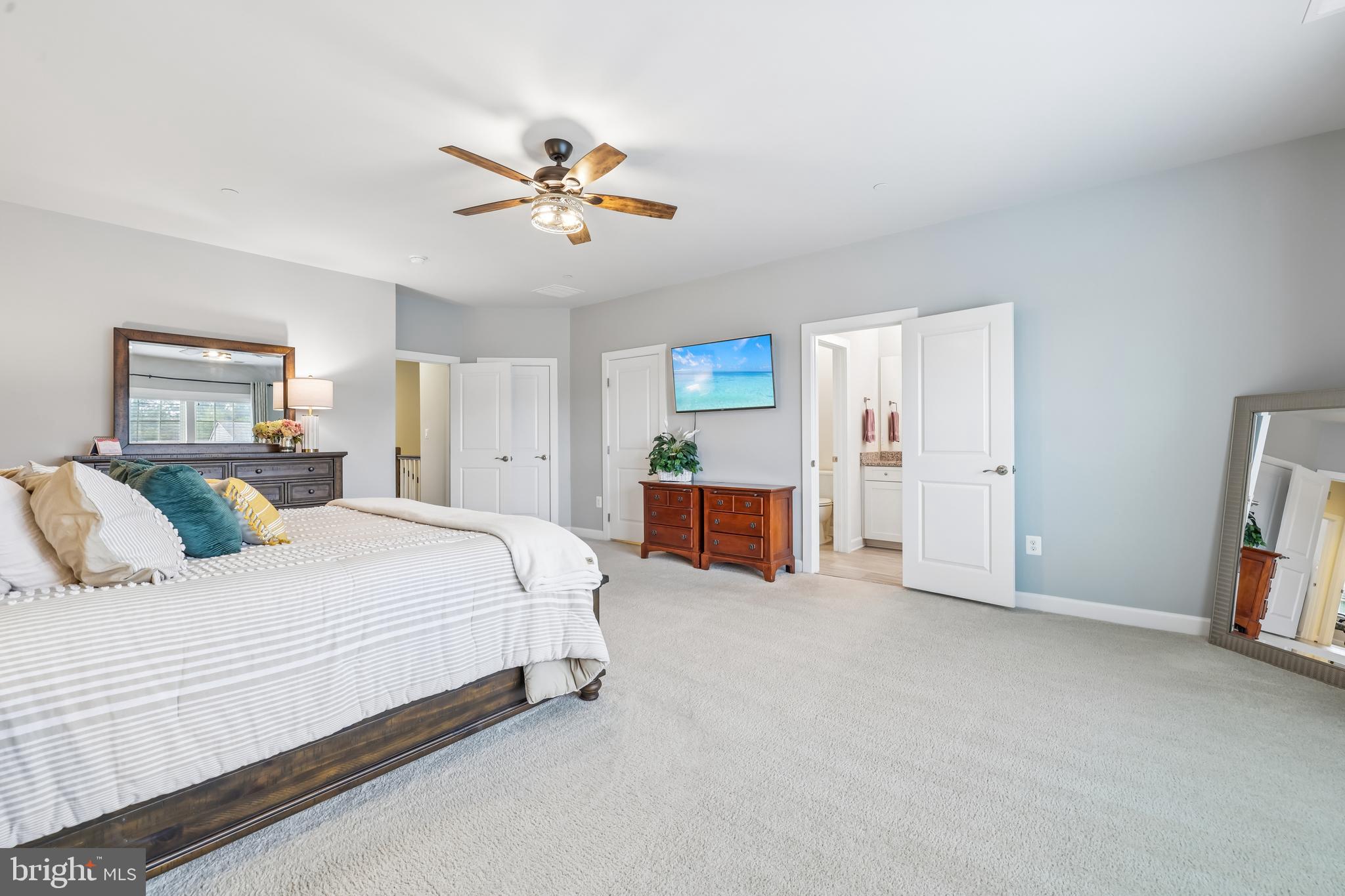 PARKSIDE - Residential