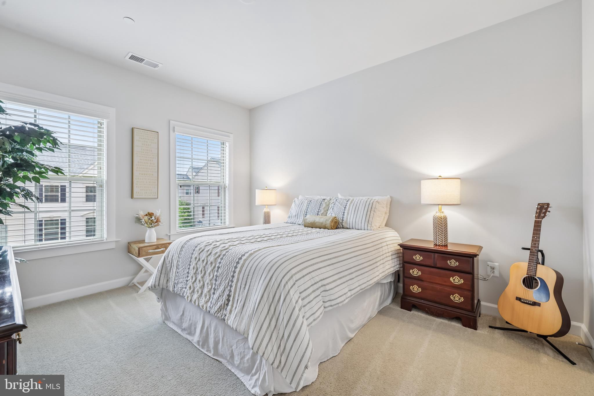 PARKSIDE - Residential
