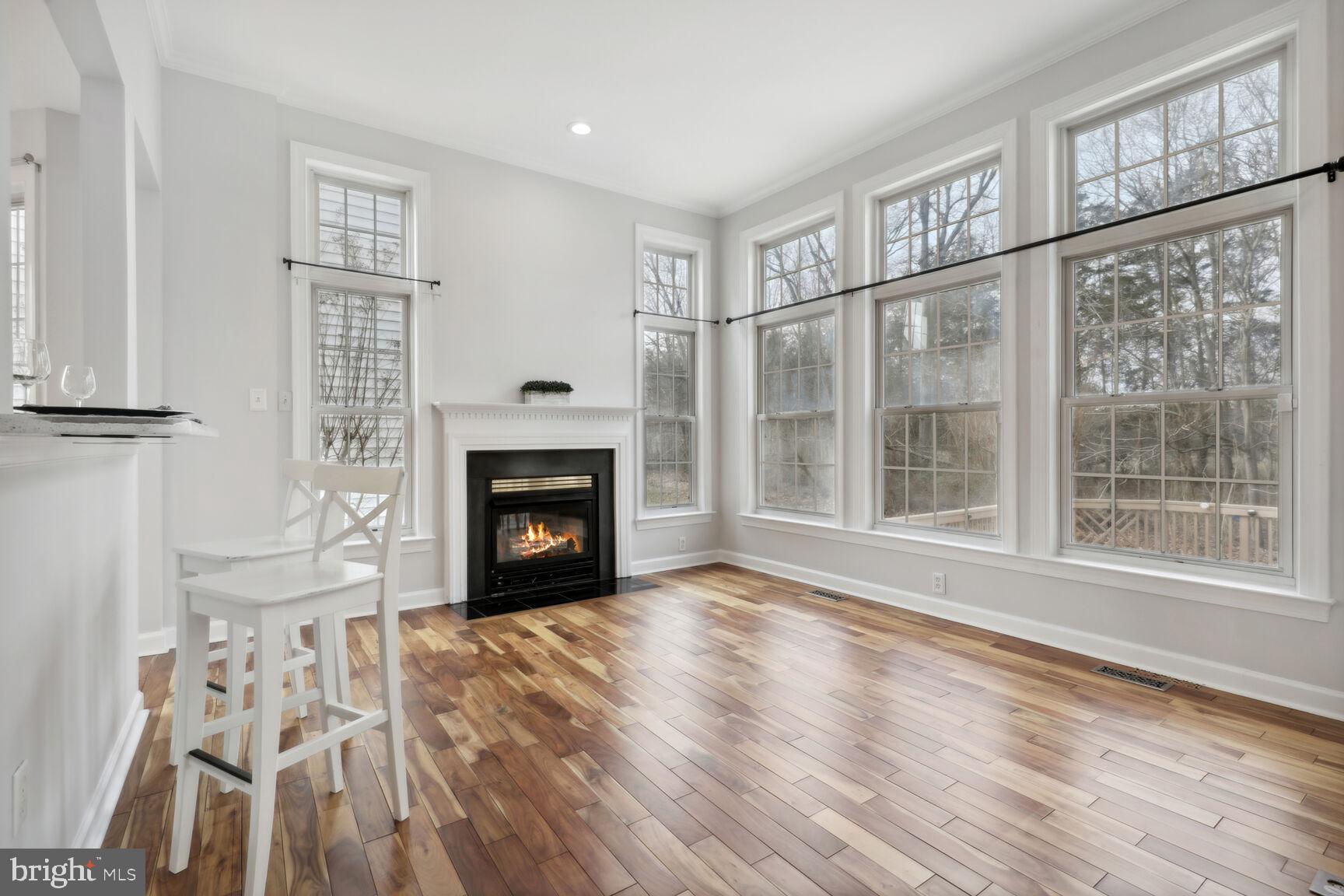 HIGHLAND OAKS - Residential