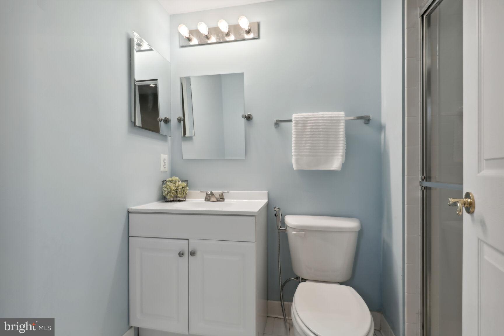 HIGHLAND OAKS - Residential