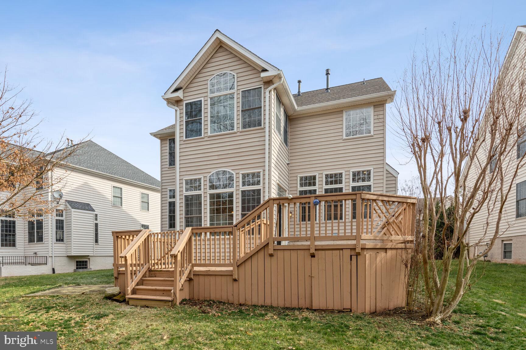 HIGHLAND OAKS - Residential