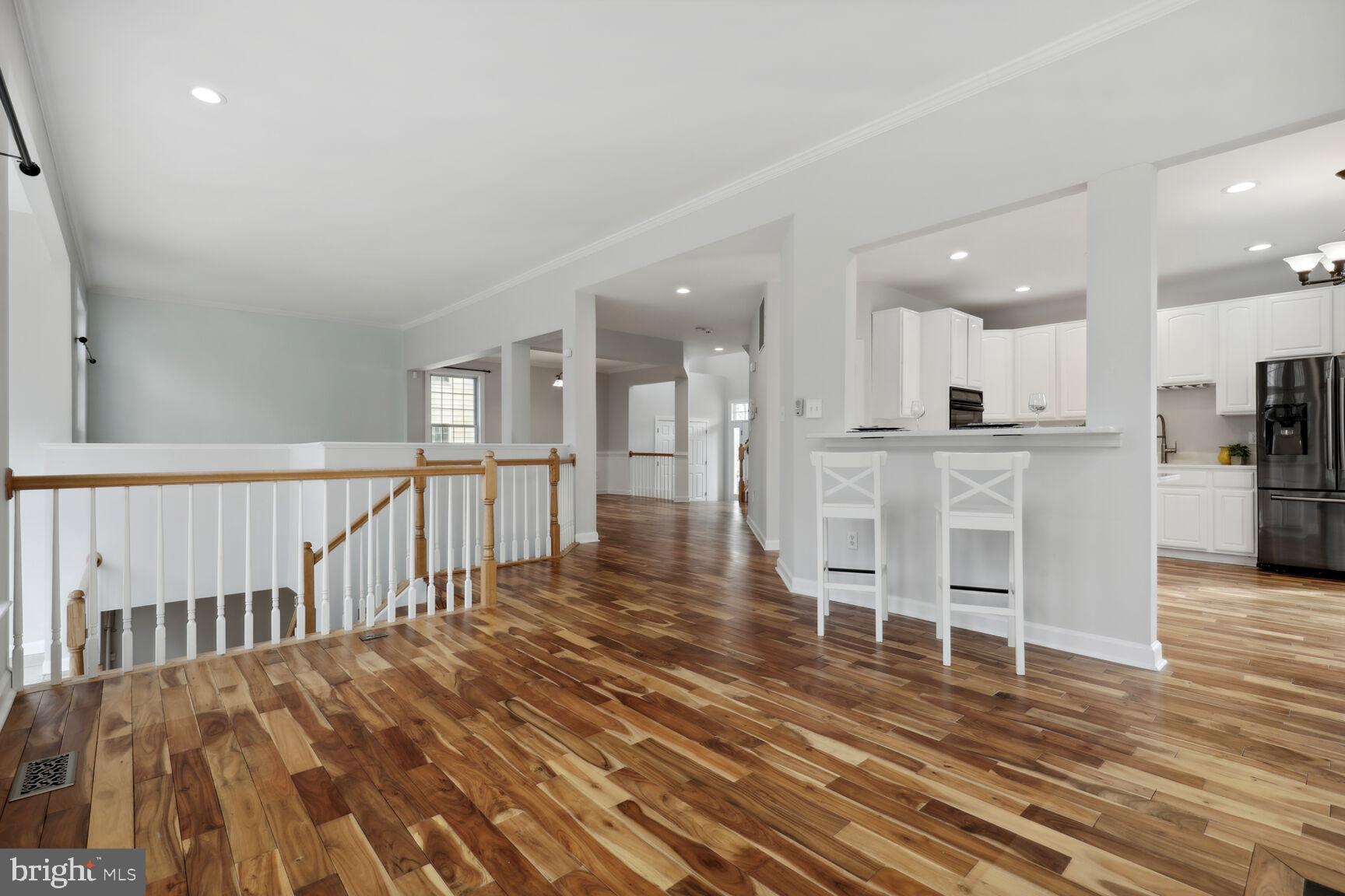 HIGHLAND OAKS - Residential