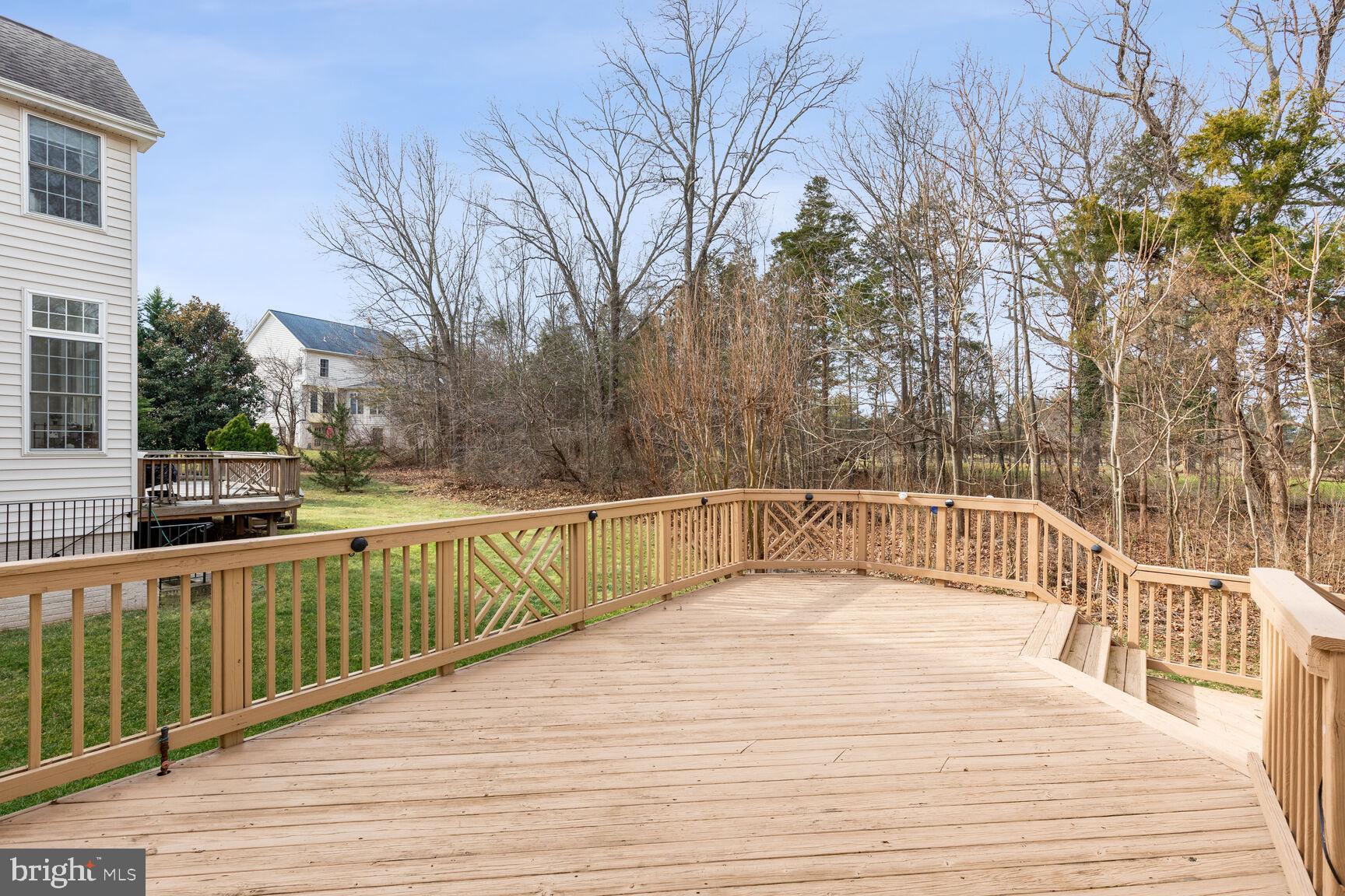 HIGHLAND OAKS - Residential