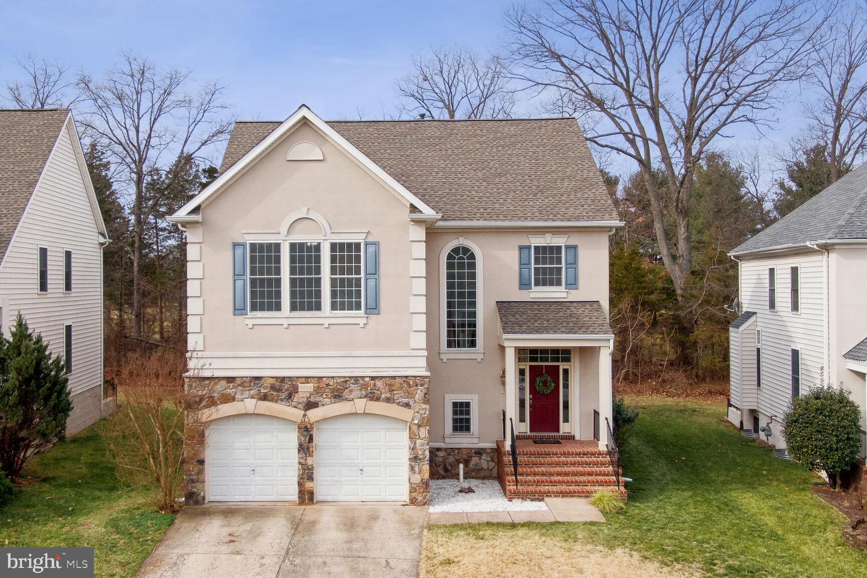 HIGHLAND OAKS - Residential