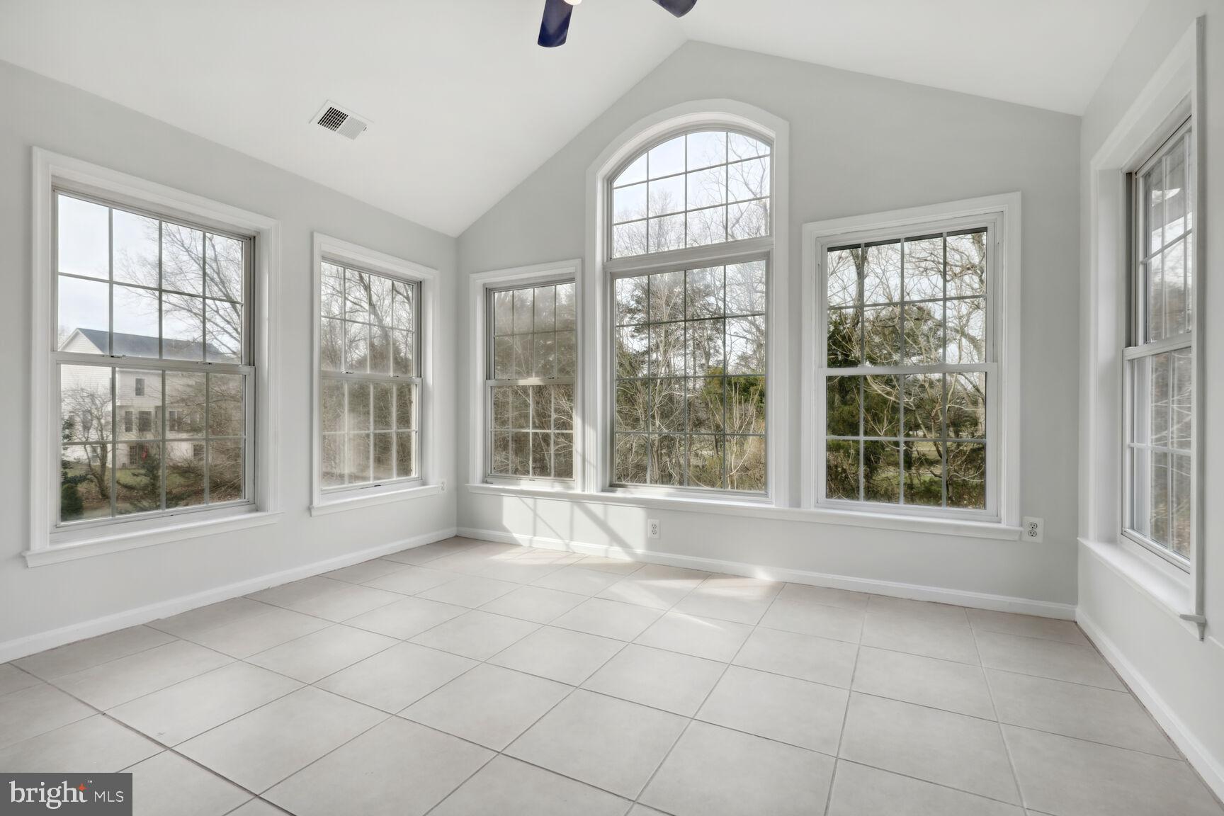 HIGHLAND OAKS - Residential