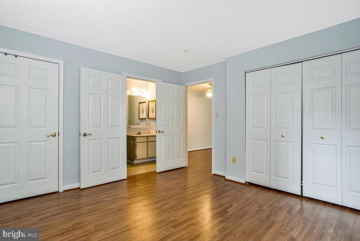 CROMWELL FOUNTAIN - Residential