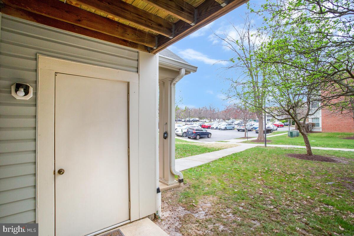 CROMWELL FOUNTAIN - Residential