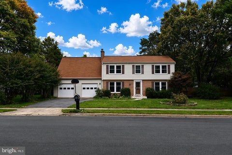 Photo of 12630 Etruscan Drive, HERNDON, VA 20171 (MLS # VAFX2347702)