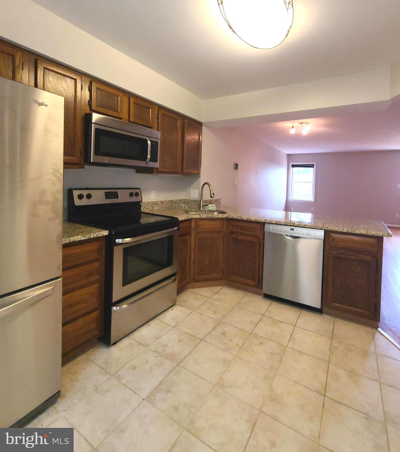 HENSON PARK - Residential Lease