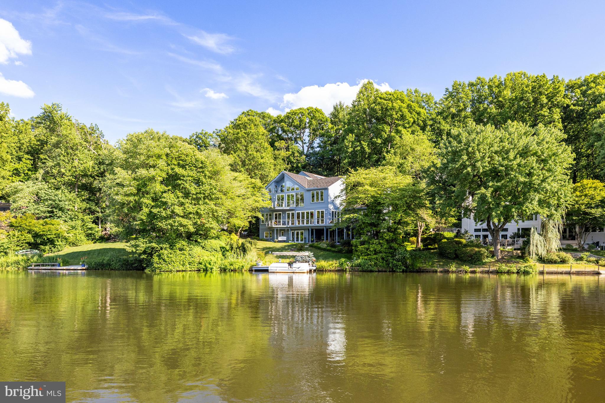 RESTON - Residential