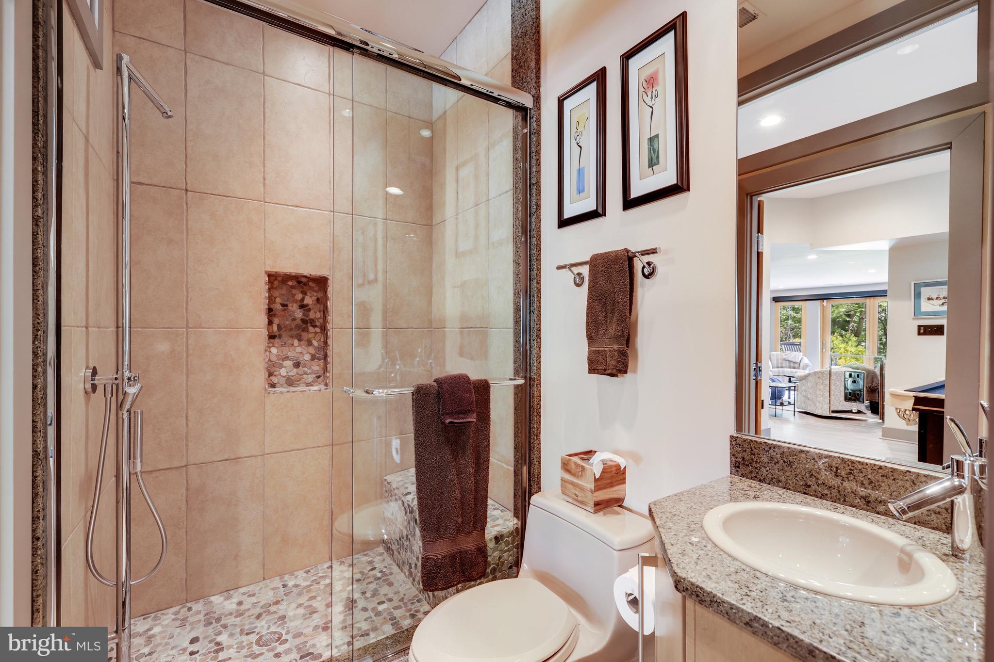 RESTON - Residential