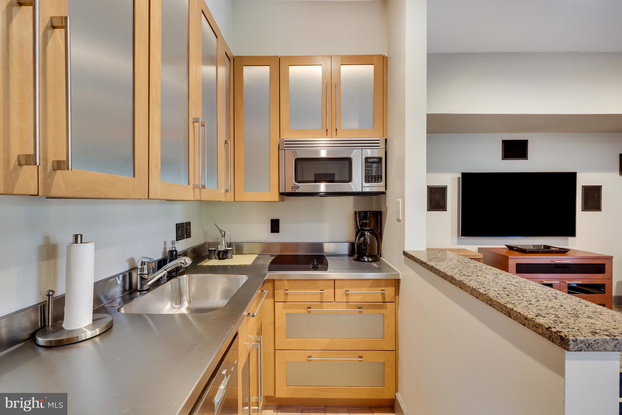 RESTON - Residential