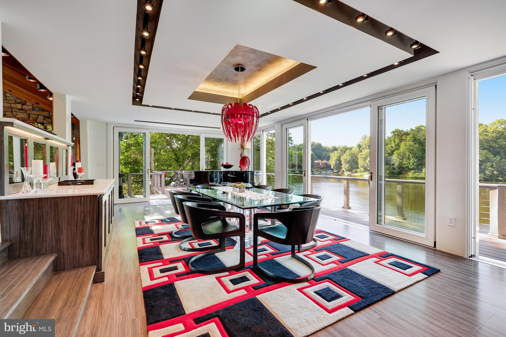 RESTON - Residential