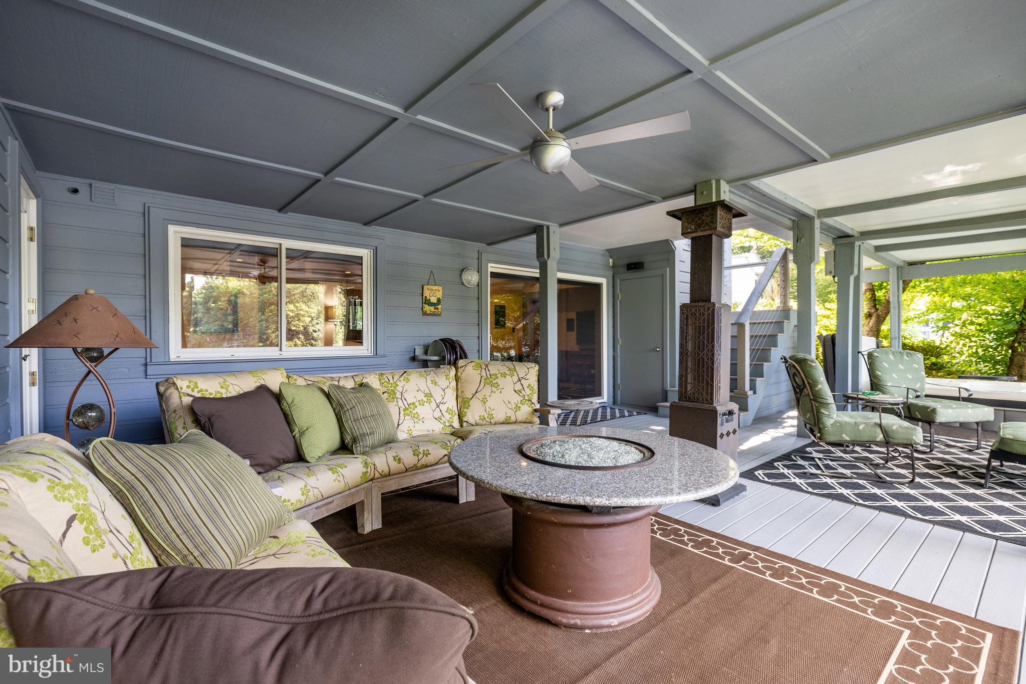 RESTON - Residential